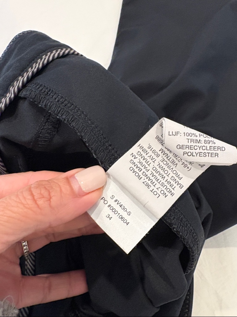 Vuori Black Men's Pants - Picture 7 of 10